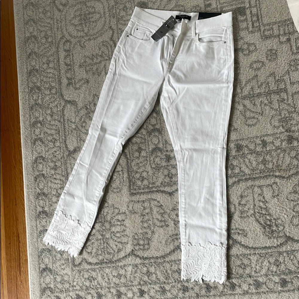 Ann Taylor NWT Women's White Jeans with lace hem